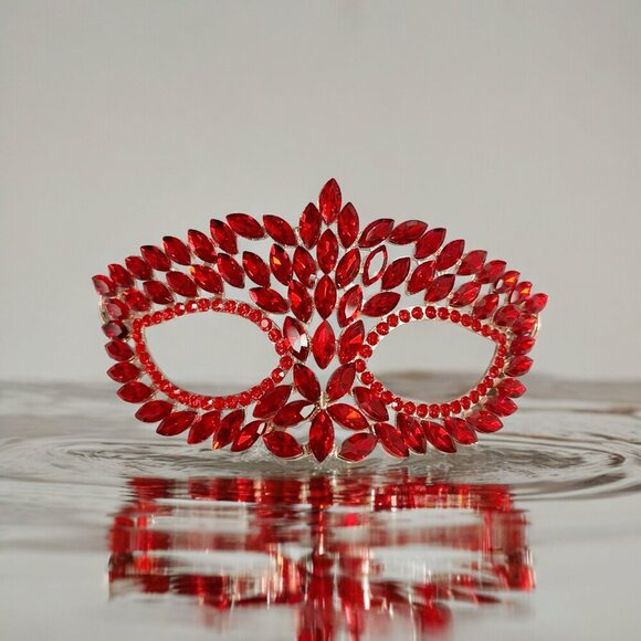 Handmade masquerade mask, Red crystal mask, Wedding party mask, Masquerade ball - Picture 3 of 8